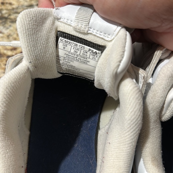 Fila sneakers - Picture 5 of 6